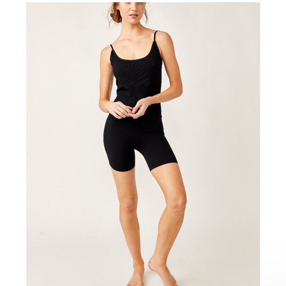 FREE PEOPLE One To Watch
Romper / Black Size XS/Small